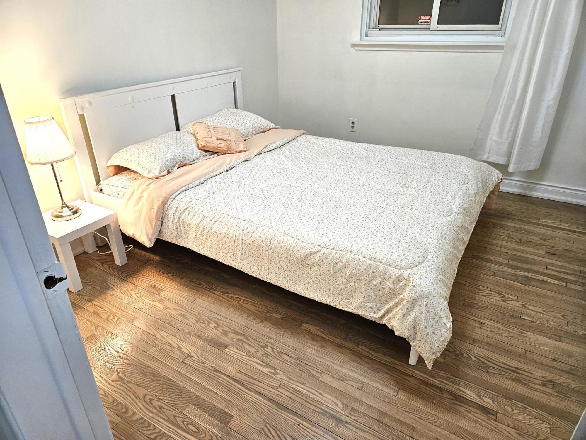 Charming Detached House Near The Airport Lejlighed Mississauga Eksteriør billede