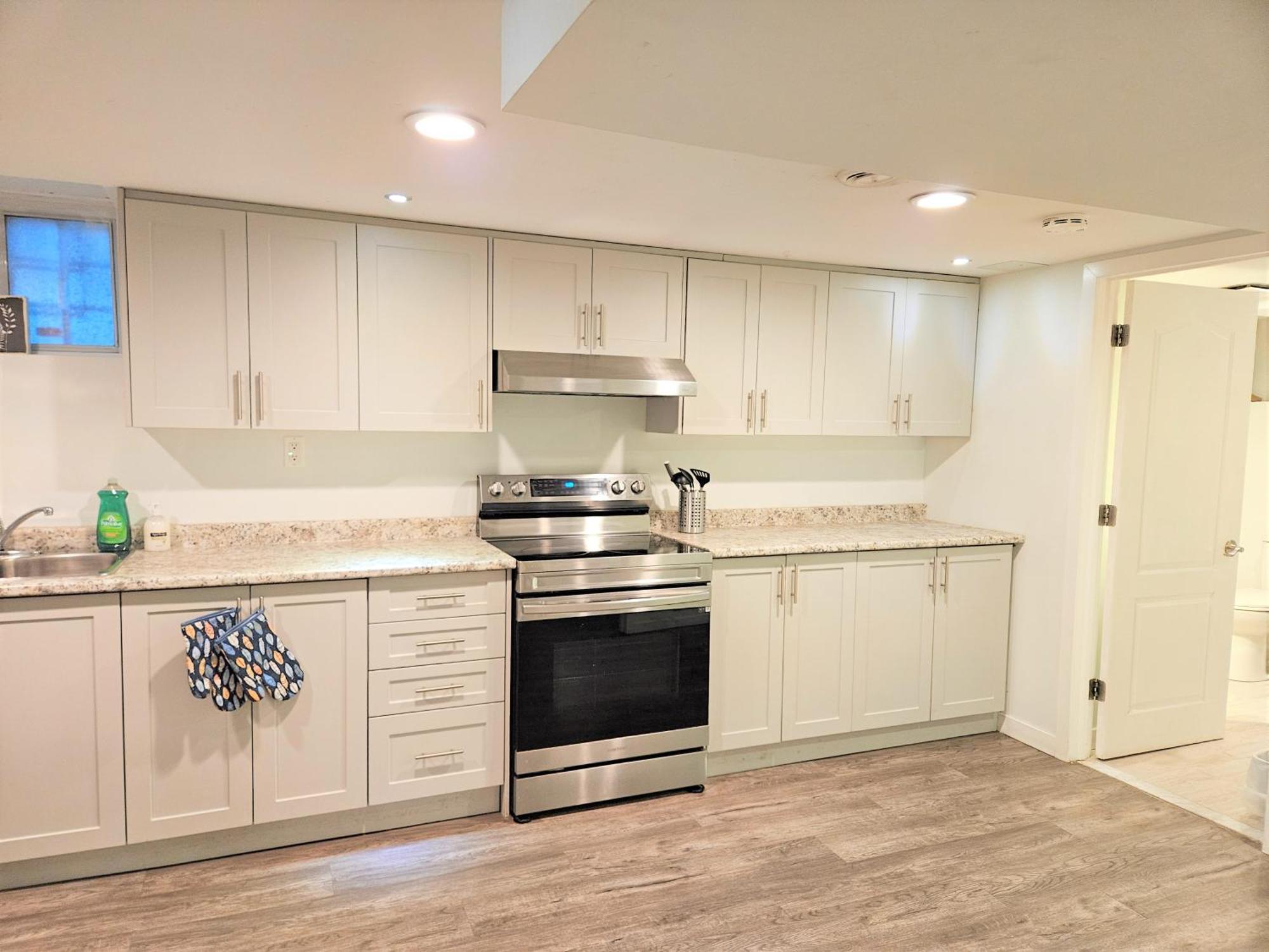 Charming Detached House Near The Airport Lejlighed Mississauga Eksteriør billede
